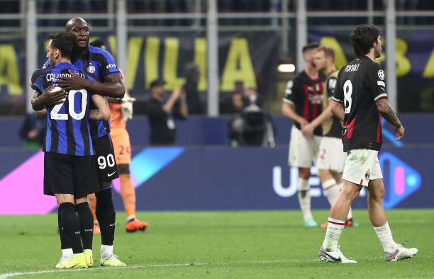 更广阔的舞 更广阔的舞